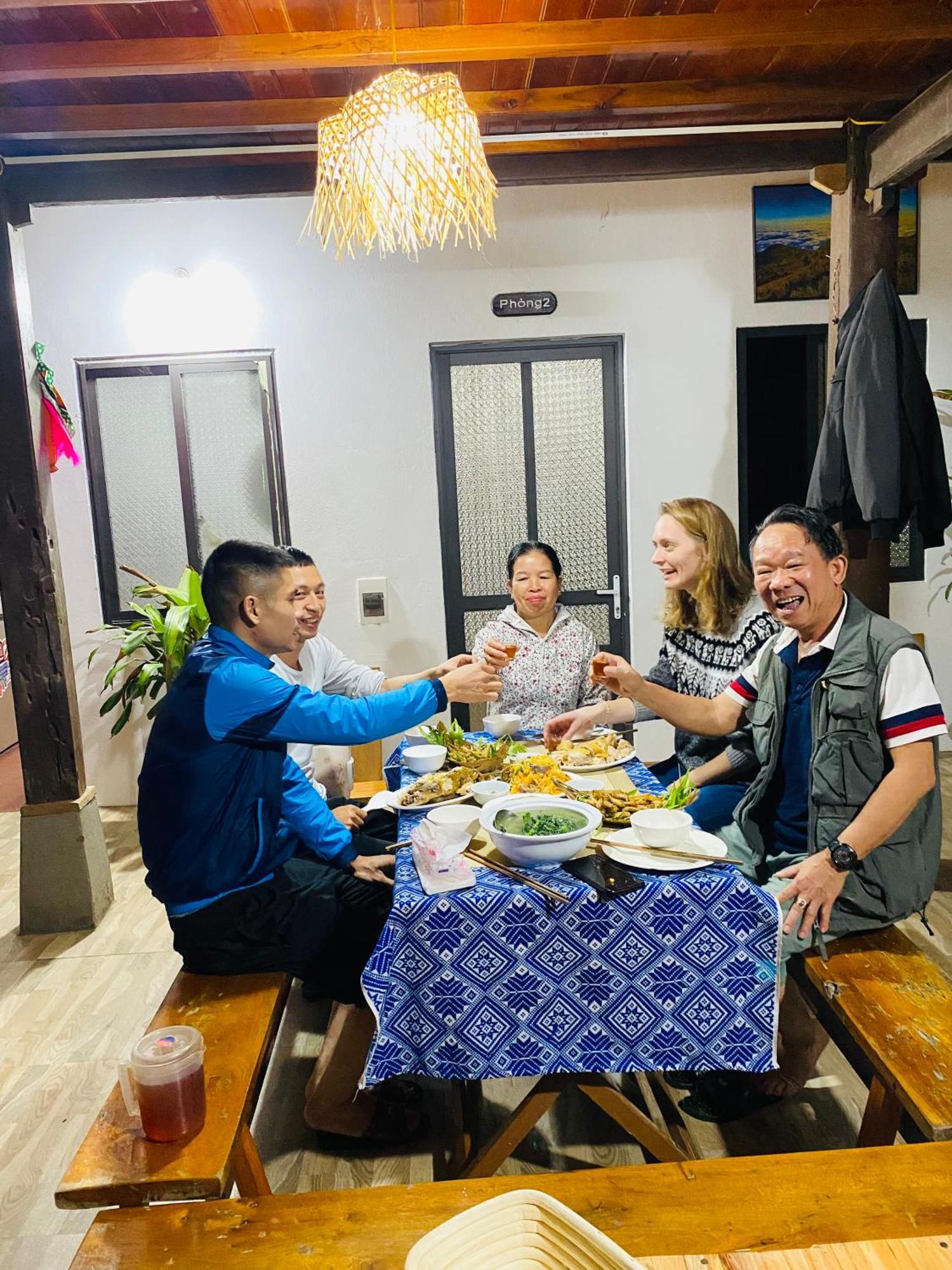 Homestay Chinh Bi Yen Bai Exterior photo