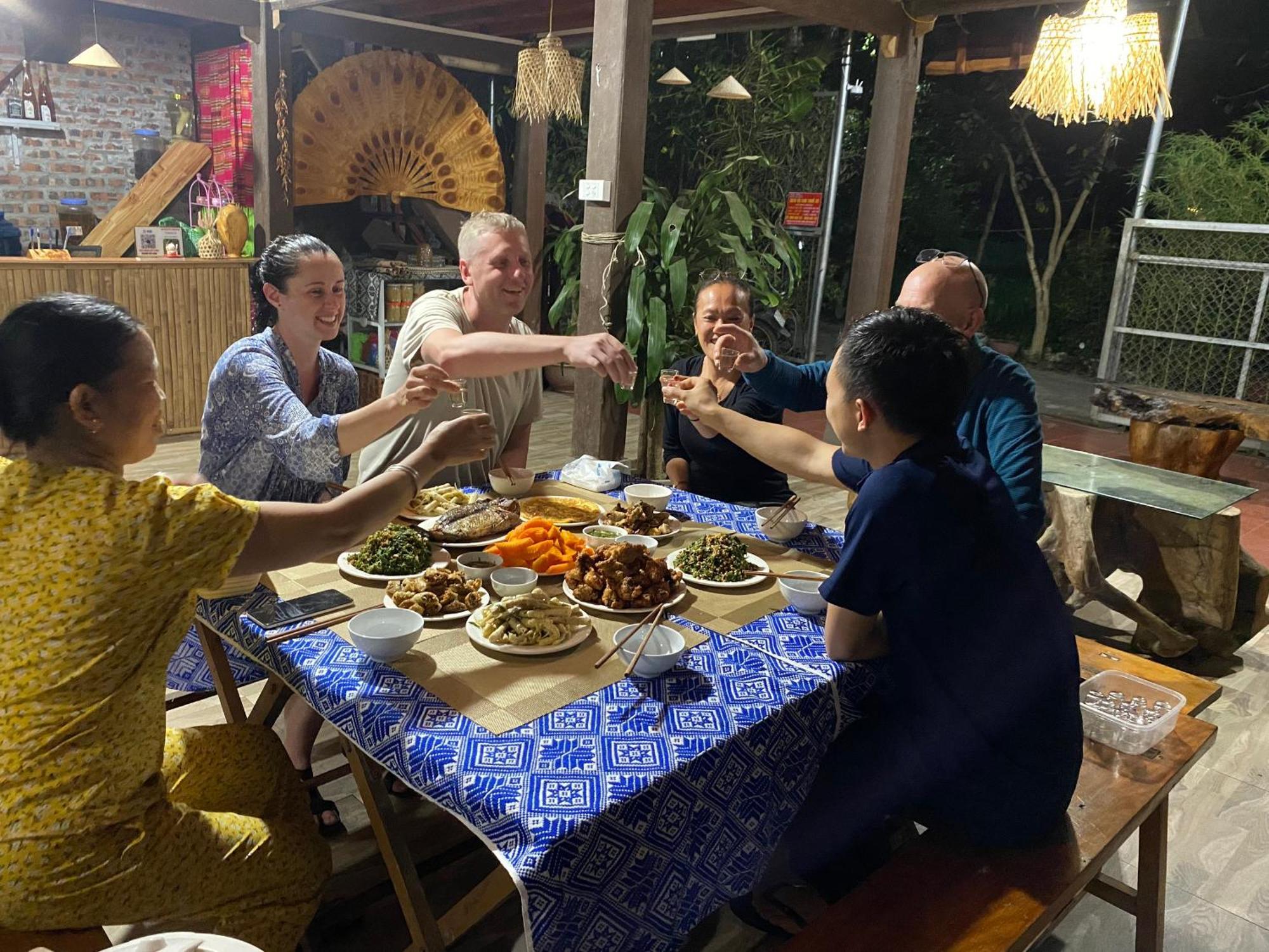 Homestay Chinh Bi Yen Bai Exterior photo