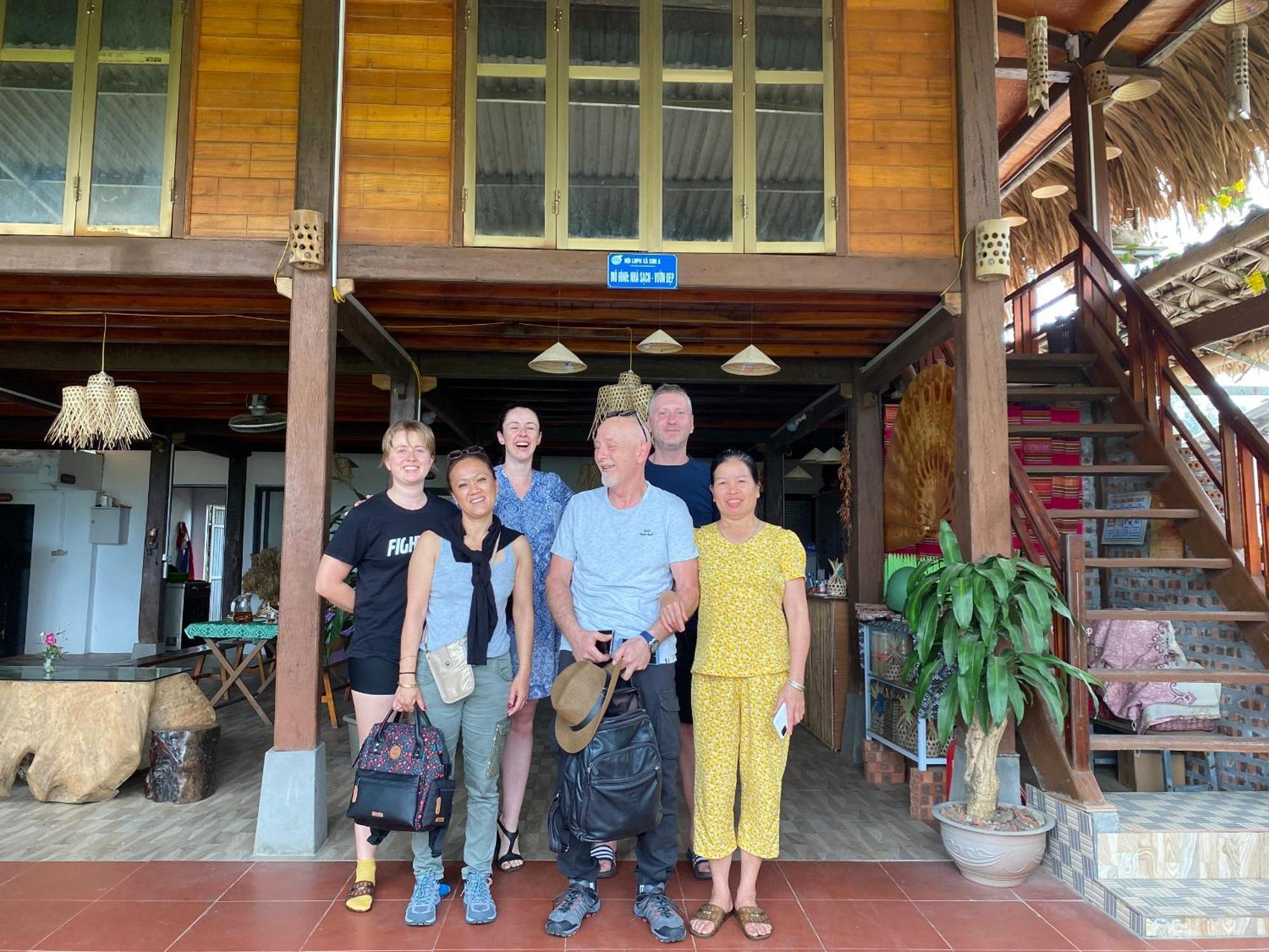Homestay Chinh Bi Yen Bai Exterior photo